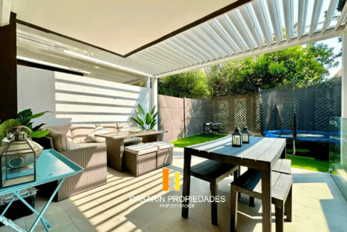 Captura de Pantalla 2025-10-15 a la(s) 10.41.13